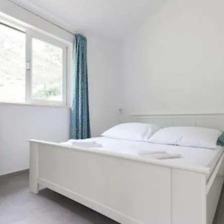 Dinga - Borak - Two Bedroom With Balcony And Sea View Silver * Potomje